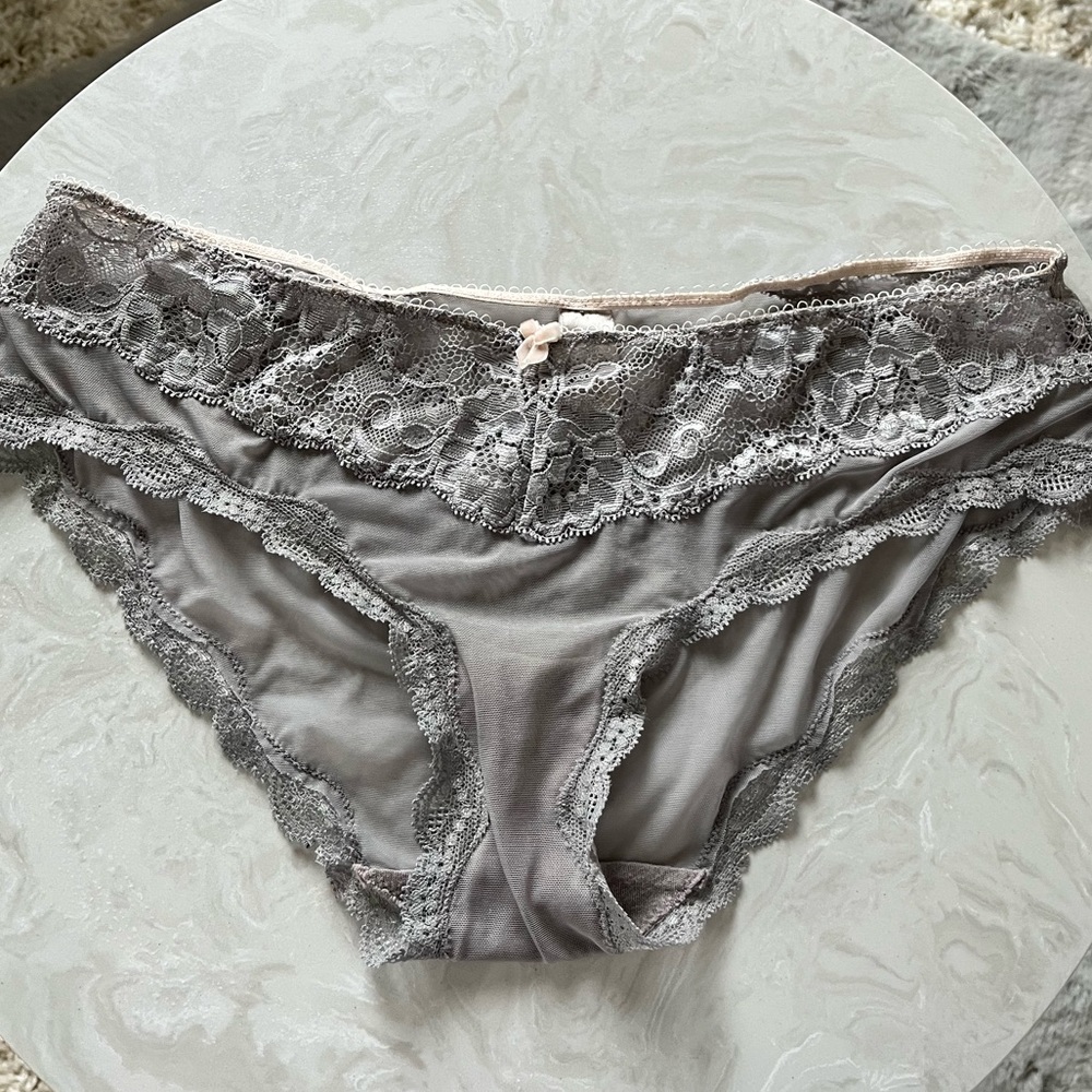 EUC Victoria’s Secret Lace Bikini